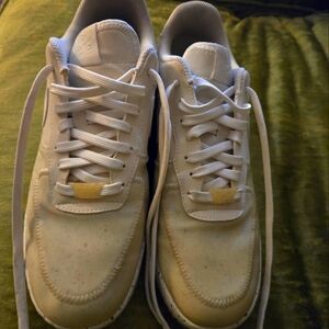 Nike Air Tennis Shoes